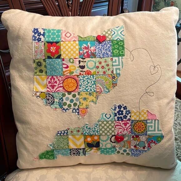 Pearly Girl Cutie Handmade Pillow/Cover - NWT - Picture 2 of 6